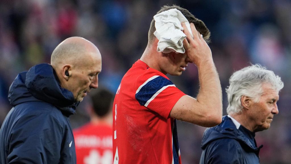 Alexander Sorloth, amb una bretxa al cap en l’amistós Noruega-Suïssa