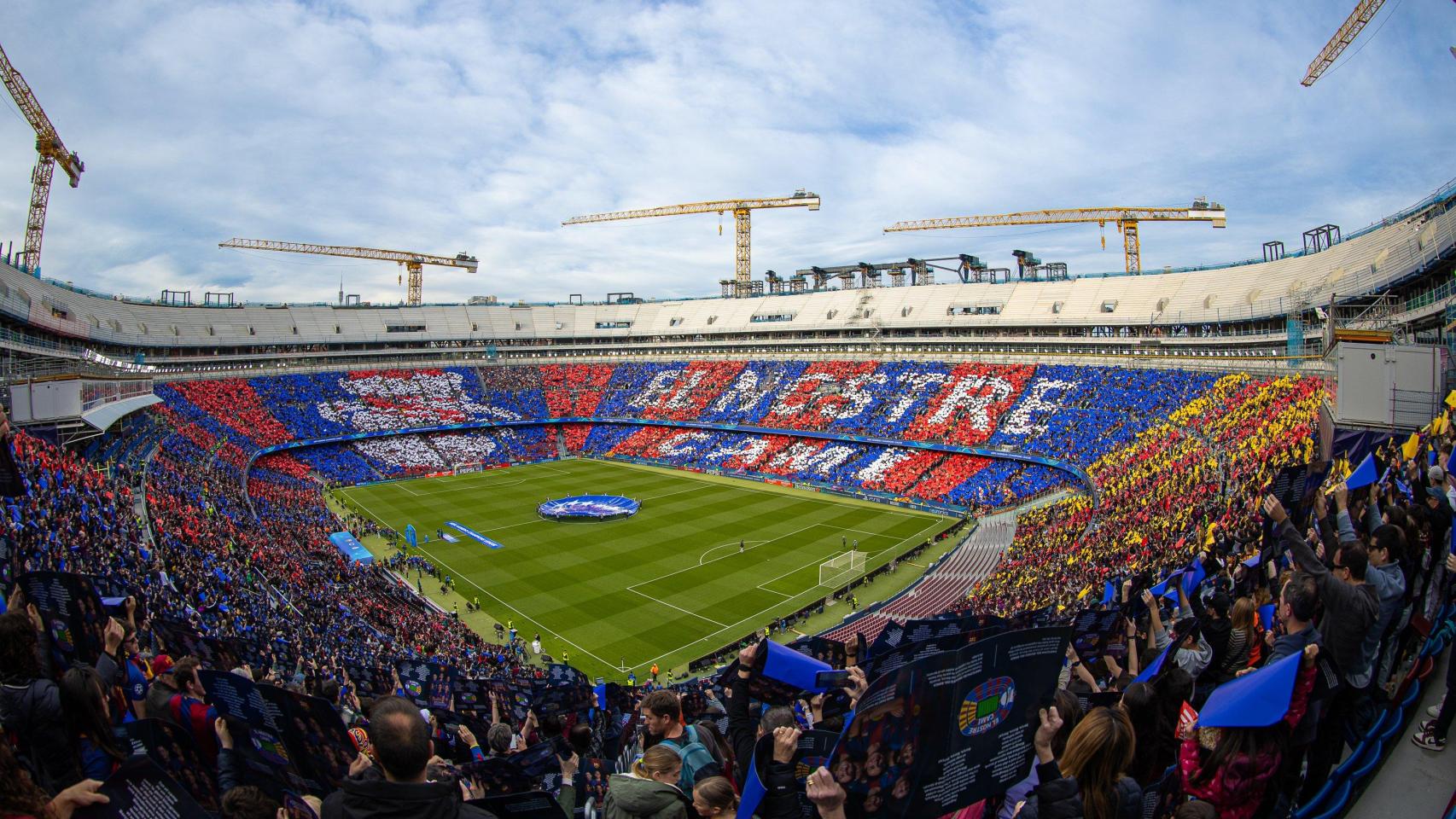 El mosaico del Spotify Camp Nou en el Barça Femenino-Real Madrid de la Champions League