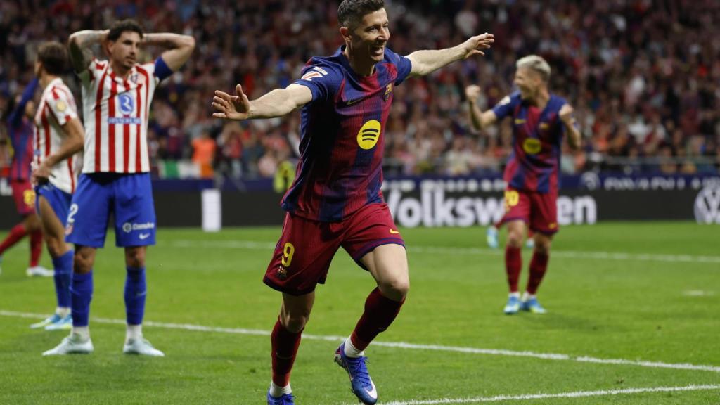 Lewandowski celebra su gol al Atlético.jpg
