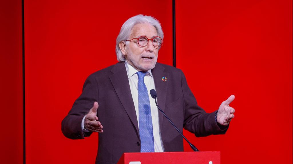 EuropaPress_7132901_presidente_foment_treball_josep_sanchez_llibre_intervienen_acto_patronal.jpg