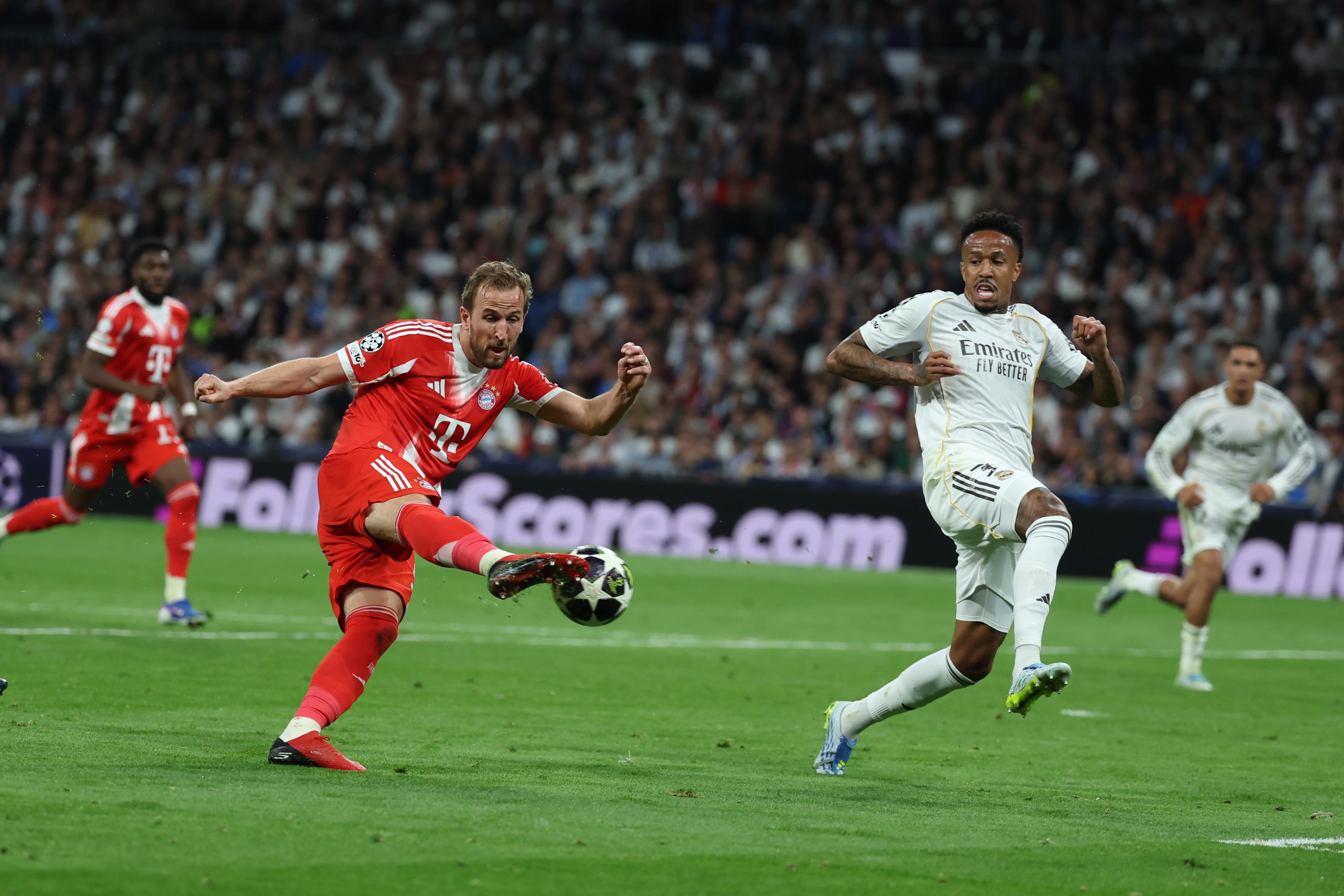 Harry Kane remata de volea en el Reial Madrid-Bayern de Munic de Champions League