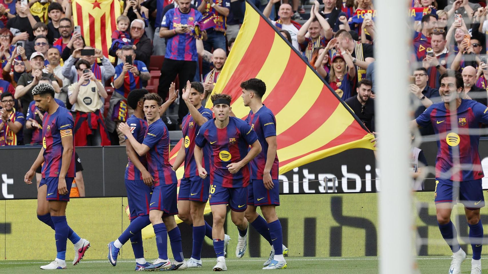 El Barça celebra un gol ante el RCD Espanyol
