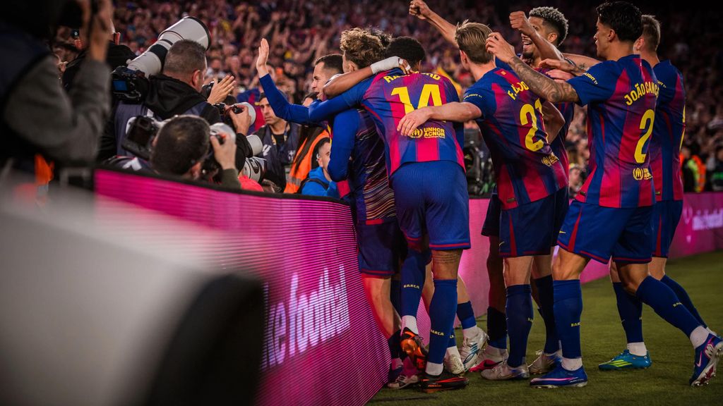 La plantilla del Barça se vuelve loca con el gol de Lamine Yamal al Espanyol