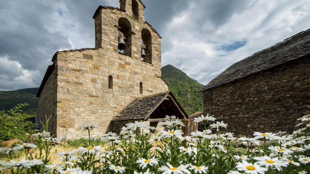 L'església de Santa Maria de Cardet