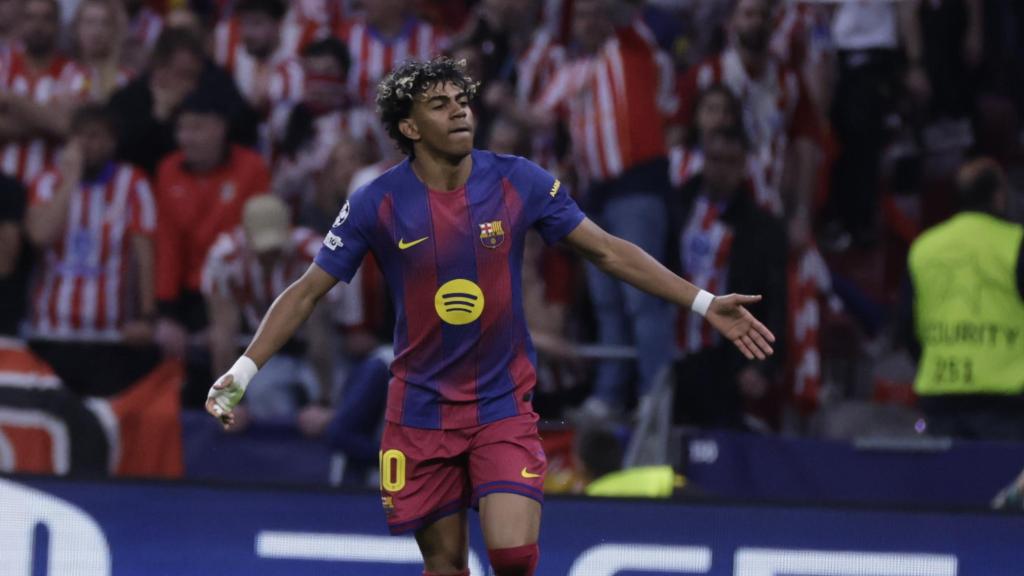 Lamine Yamal celebra el seu gol a l'Atlético de Madrid-Barça de Champions League