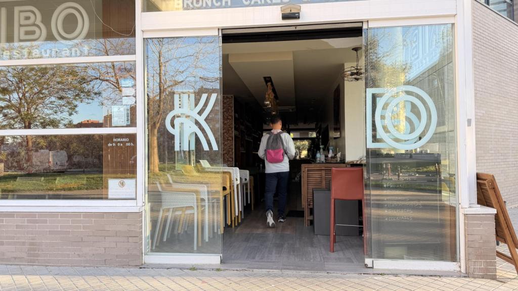 Entrada del restaurant Kibo Brunch, on van succeir els fets