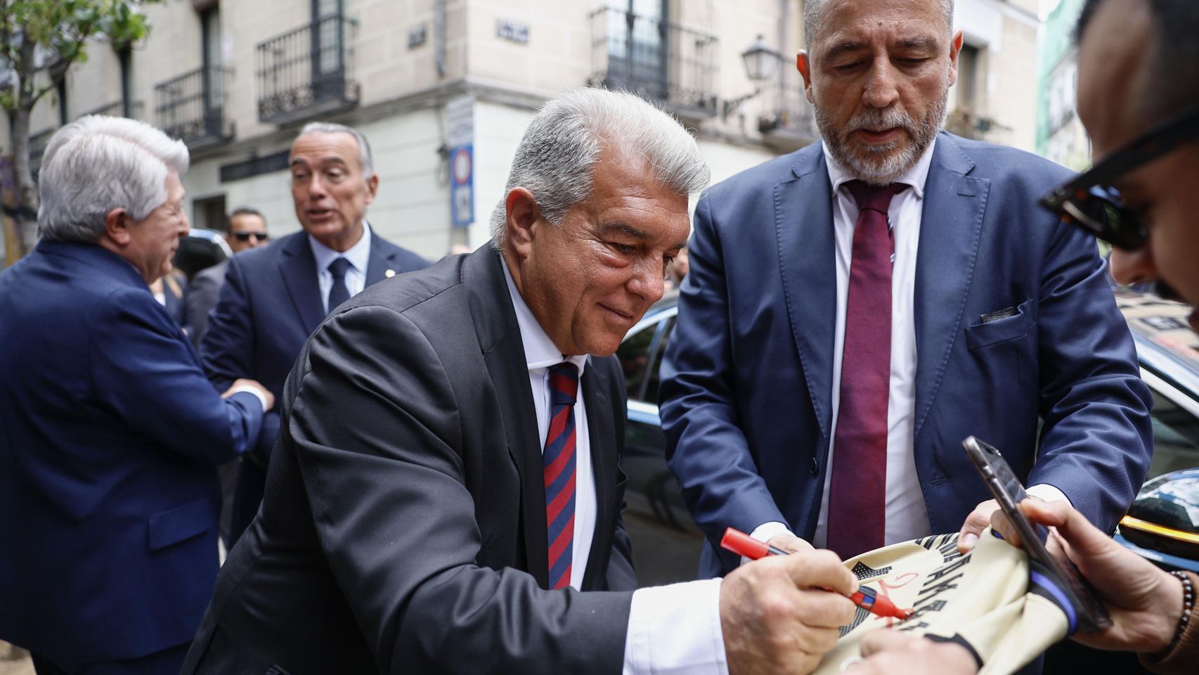 Joan Laporta en la merienda de directivas con Enrique Cerezo