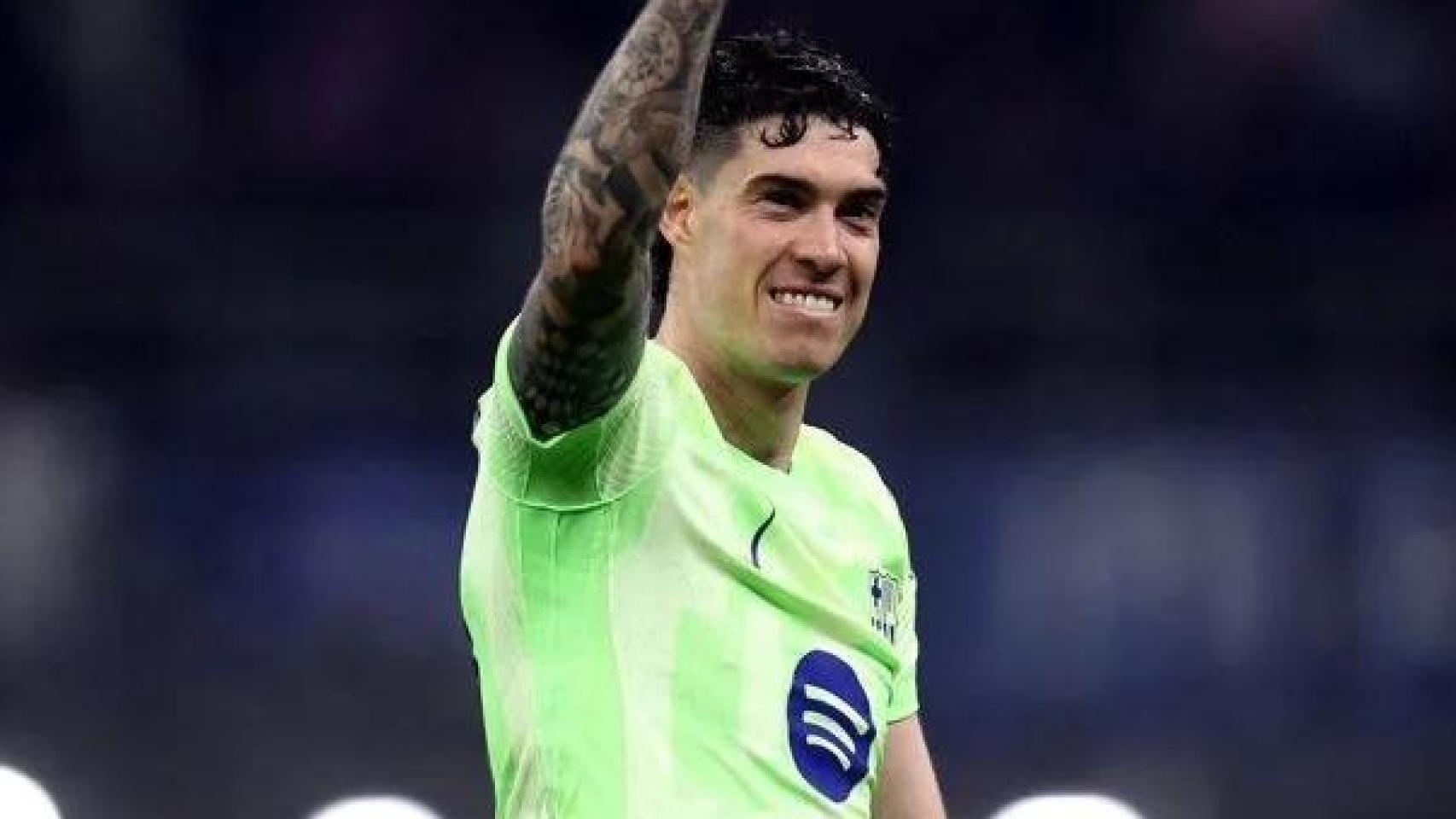 Alessandro Bastoni celebra el pase del Inter a la final de la Champions League 2024-25