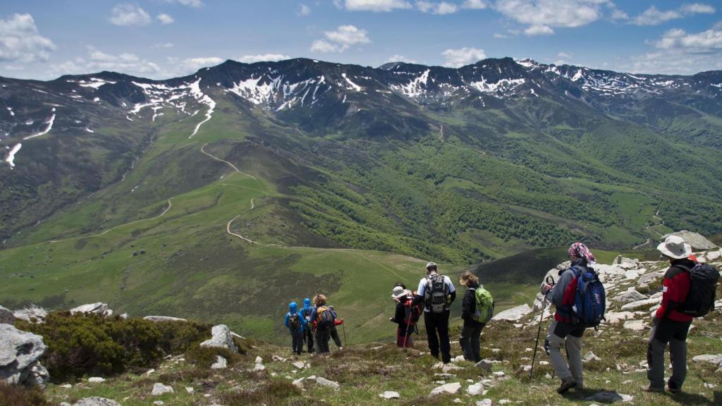 El Parque Nacional de los Picos de Europa esconde espectaculares rutas de senderismo