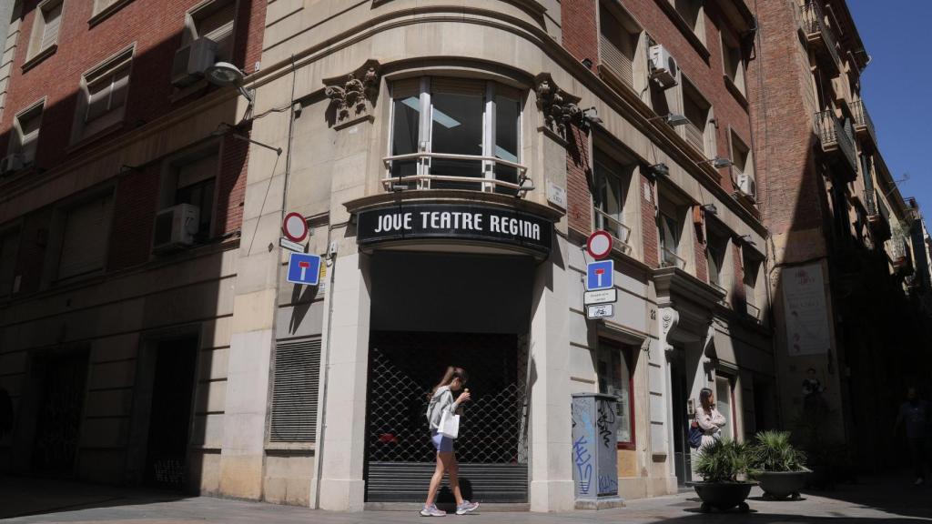 Façana del Jove Teatre Regina