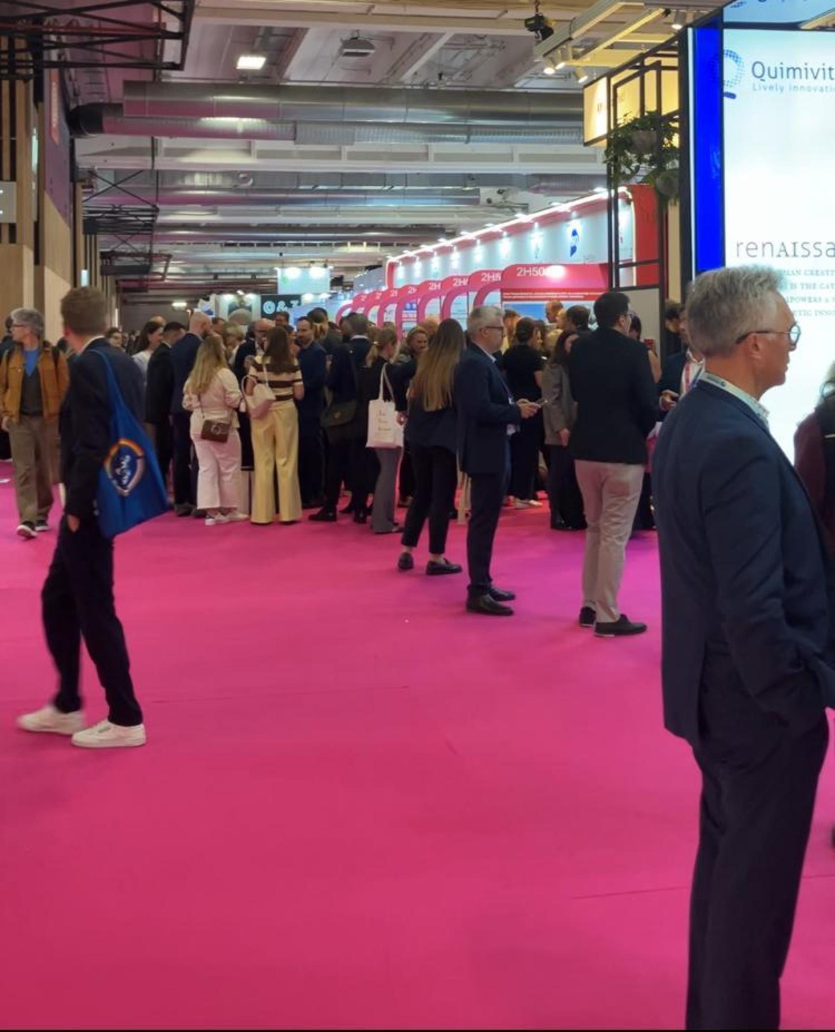 Interior de la fira in-cosmetics Paris 2026
