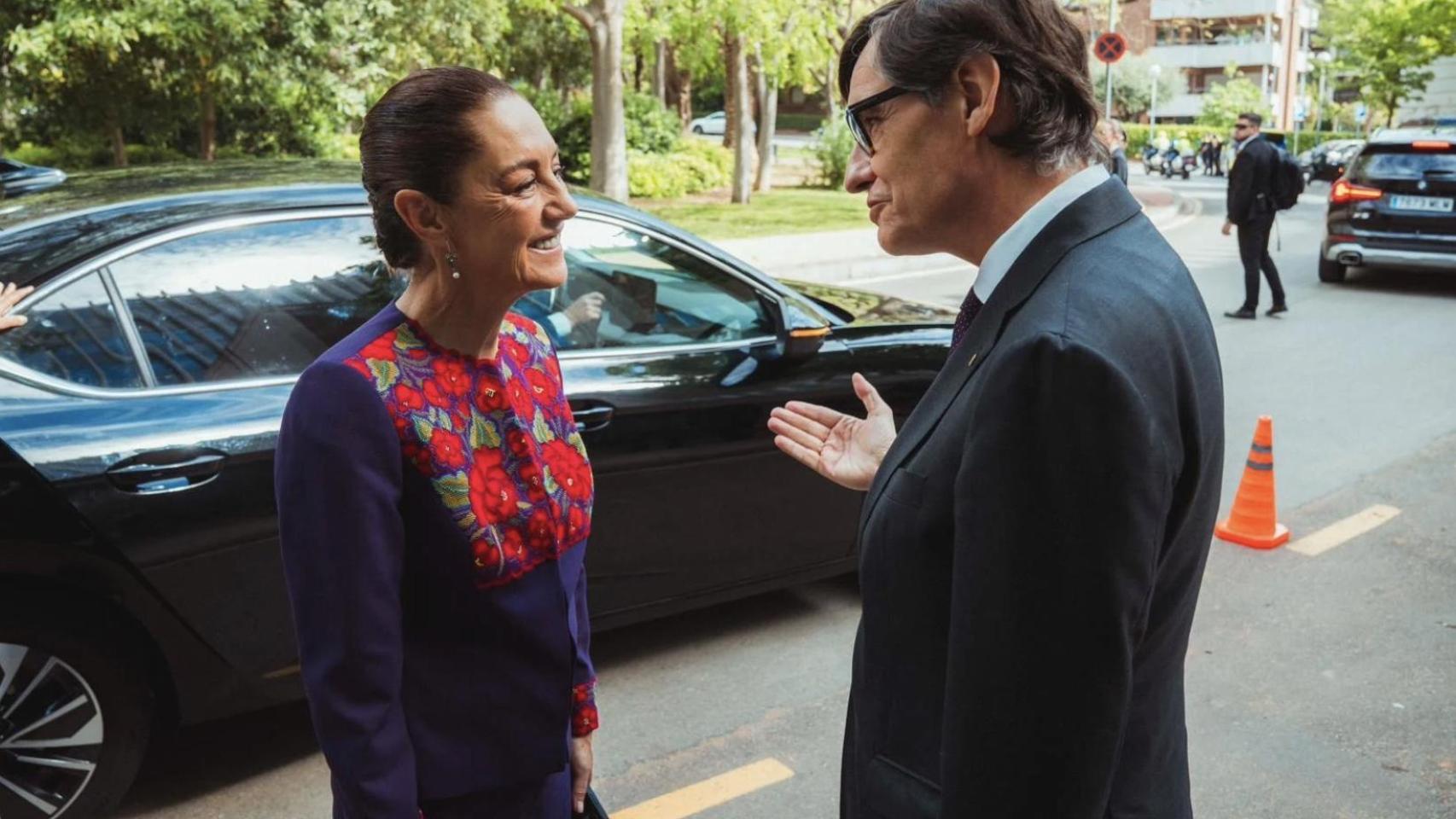 La presidenta de México, Claudia Sheinbaum, y el 'president' de Cataluña, Salvador Illa