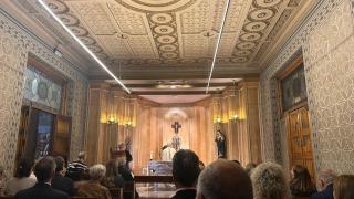 La misa en memoria del 575 aniversario del nacimiento de Isabel La Católica, en Barcelona