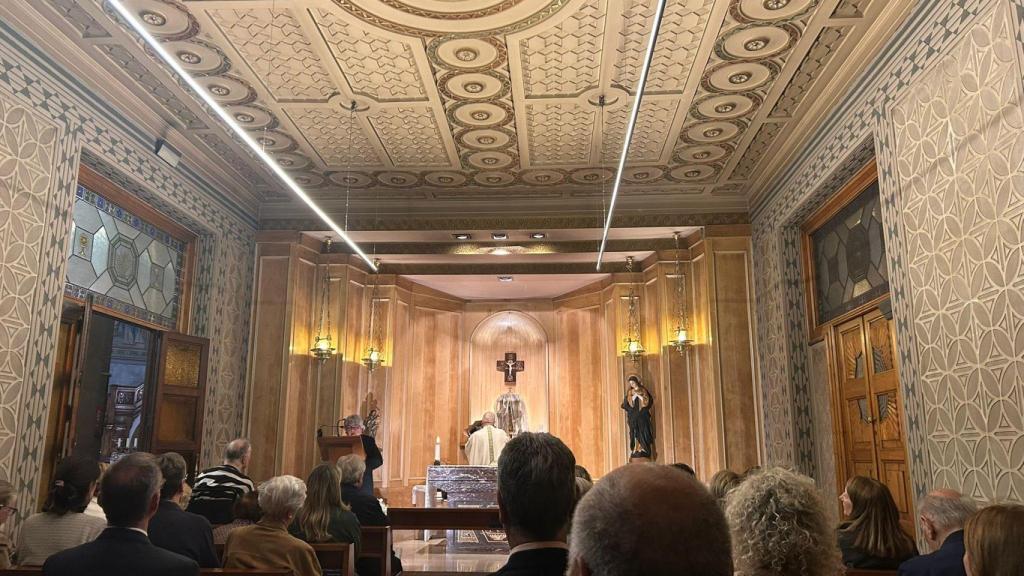 La misa en memoria del 575 aniversario del nacimiento de Isabel La Católica, en Barcelona