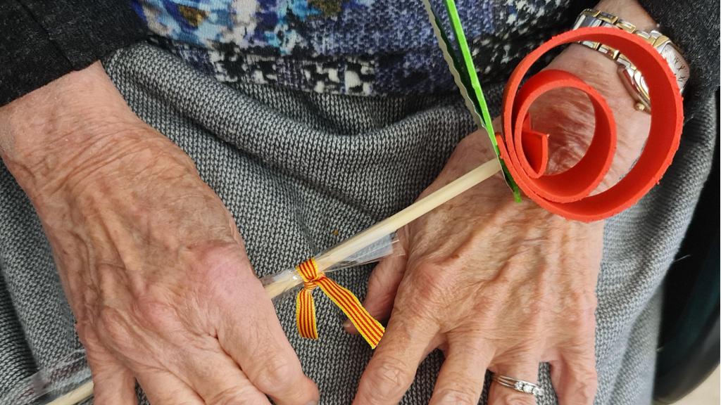 Las rosas han sido elaboradas por personas con discapacidad de entidades sociales colaboradoras de CaixaBank