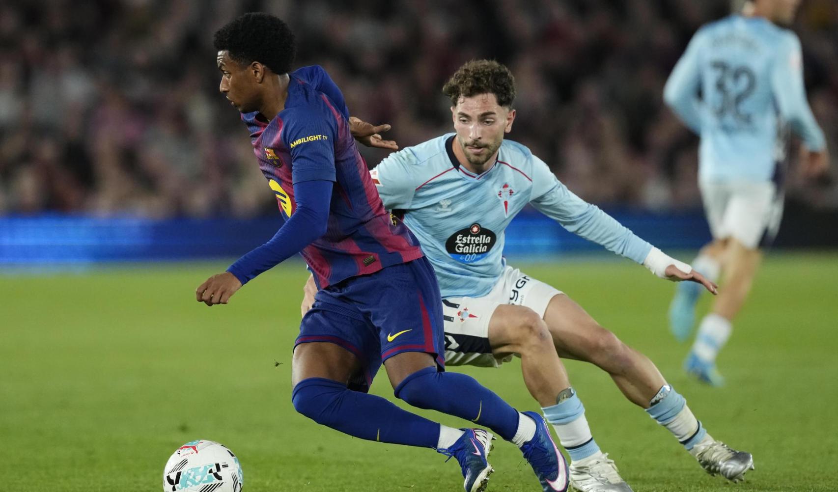 Alejandro Balde durante el Barça-Celta