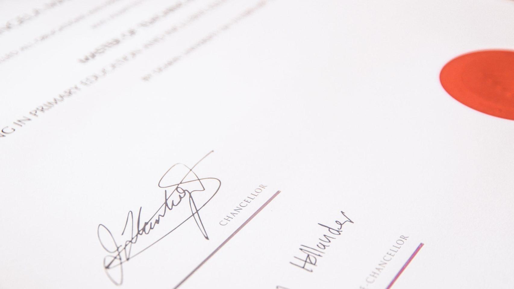 Firma en un contrato