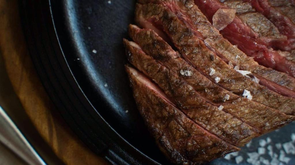 Plato de carne de Pagus Brasa Calabresa
