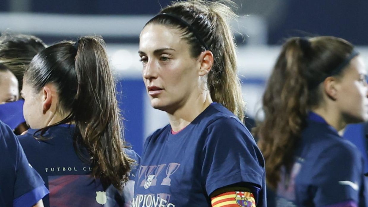 Alexia Putellas celebra la conquista de la Liga F 2025-26