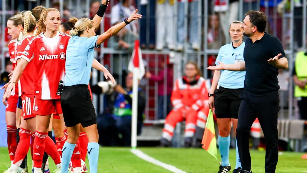José Barcala, expulsat al Bayern de Munic-Barça Femení de Champions