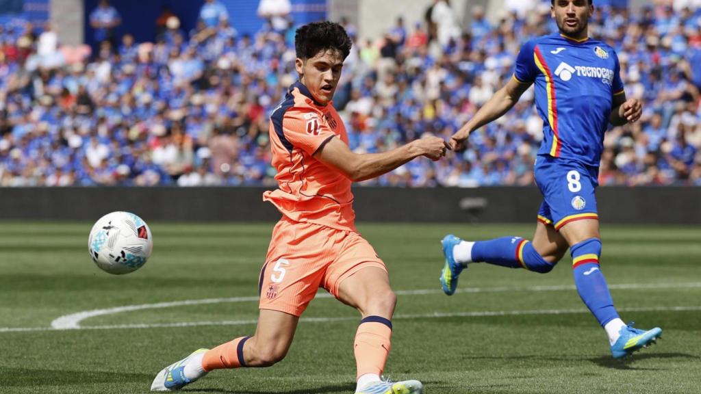 Cubarsí rebutja una pilota contra el Getafe