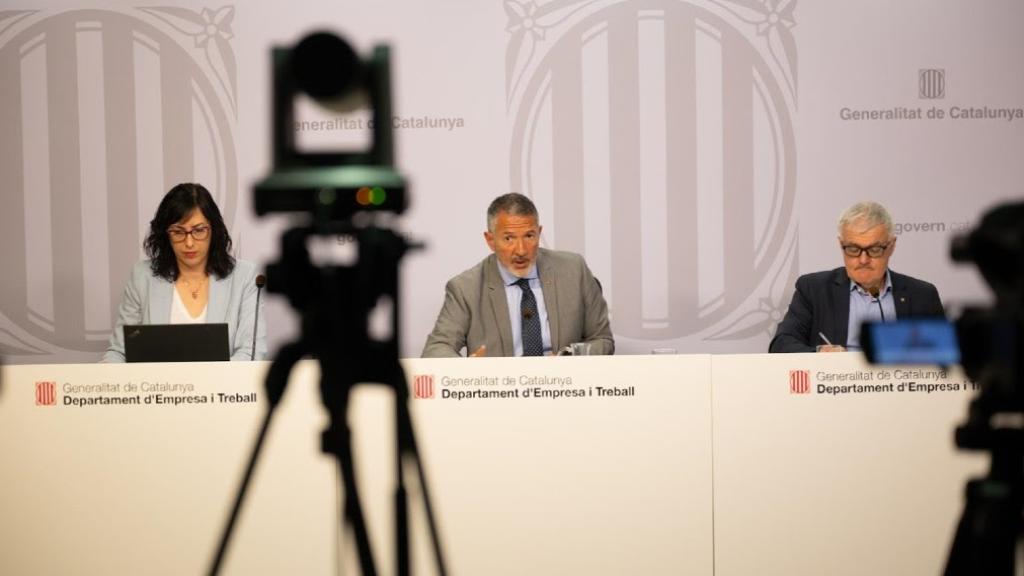 El 'conseller' de Empresa y Trabajo, Miquel Sàmper, en la rueda de prensa del 28 de abril de 2026