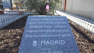 Monolito en honor de las Víctimas del Síndrome de Aceite Tóxico
