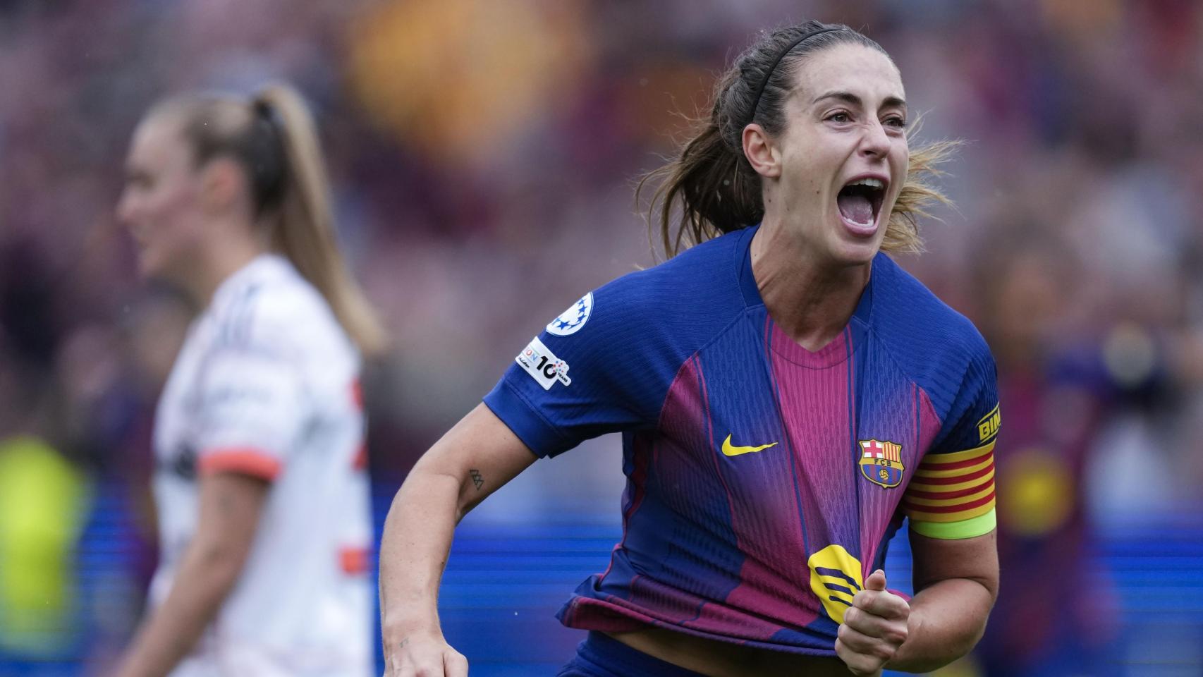 Alexia Putellas celebra eufórica uno de sus goles en el Barça Femenino-Bayern de Múnich de Champions