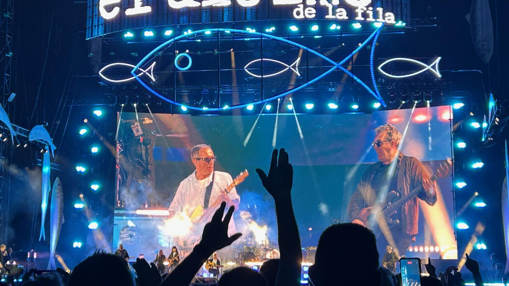 Quimi Portet y Manolo García, en el concierto de El Último de la Fila en el Estadi Olímpic de Montjuïc