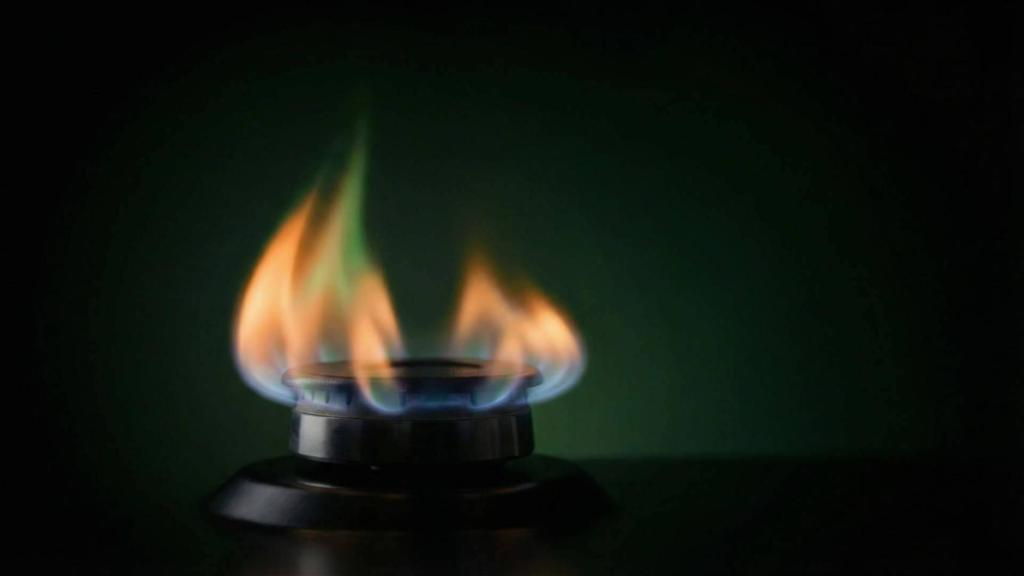 Fuego a gas en una cocina
