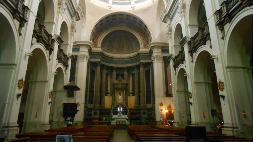 Interior de l'església de Sant Agustí, a Barcelona
