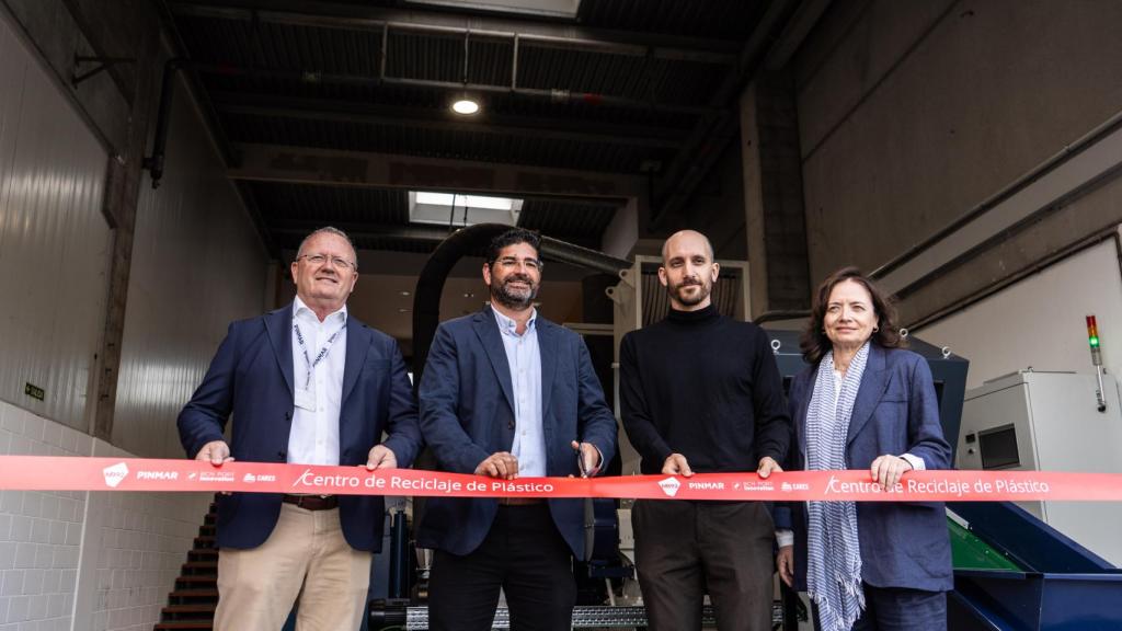 La inauguració del centre de reciclatge de plàstics de MB92