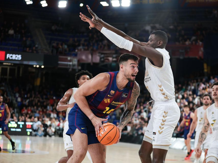 Willy Hernangómez en el Barça de bàsquet-San Pablo Burgos de l'ACB
