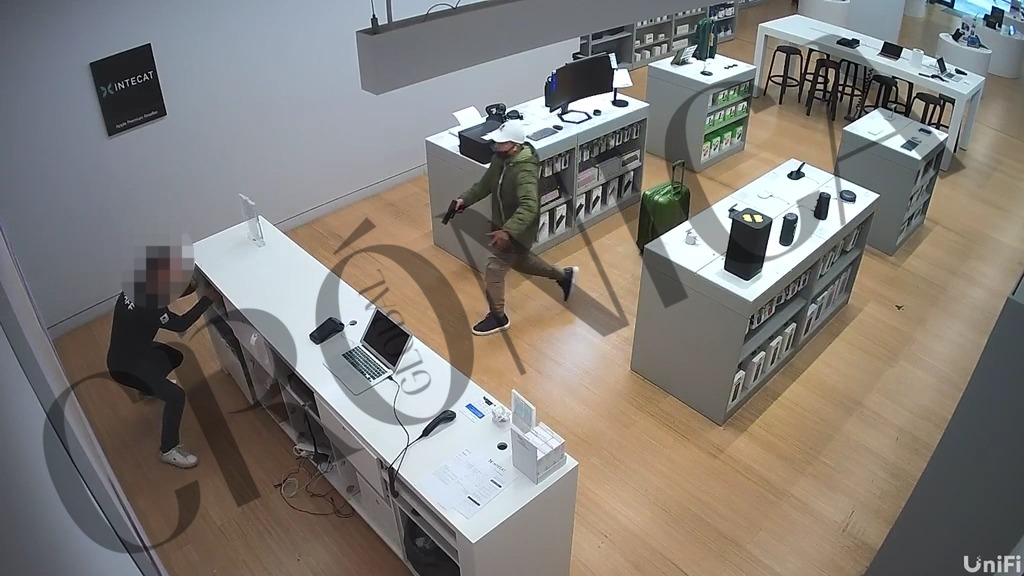 Atraco en una tienda de tecnología en Mataró