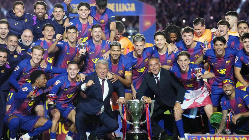 El Barça celebra el título de la Liga 2025-26