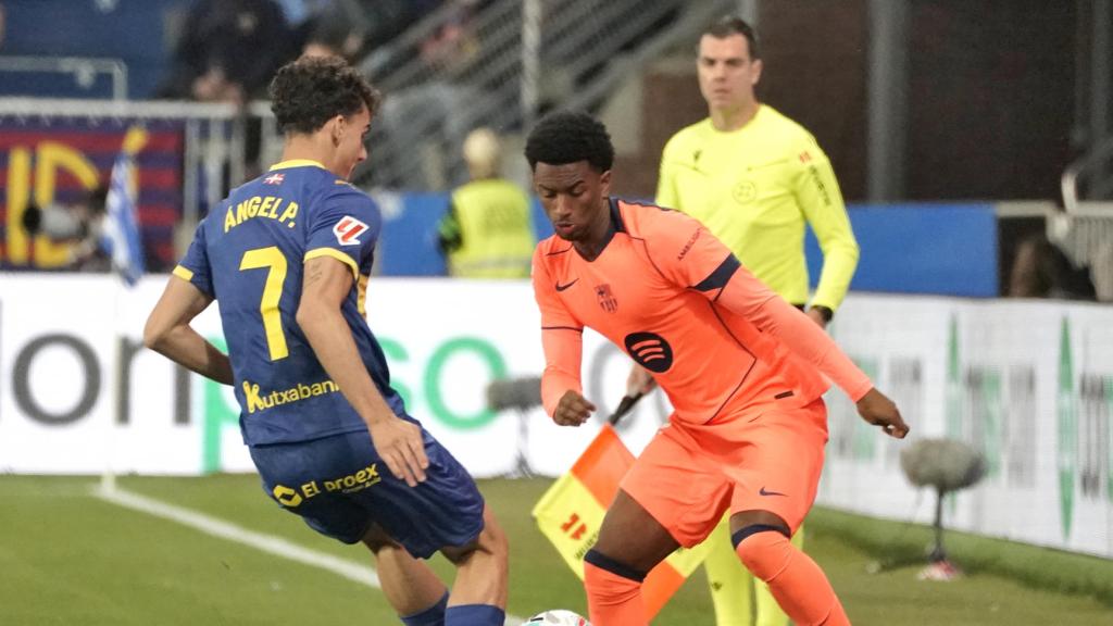 Alejandro Balde, durant l'Alabès-Barça