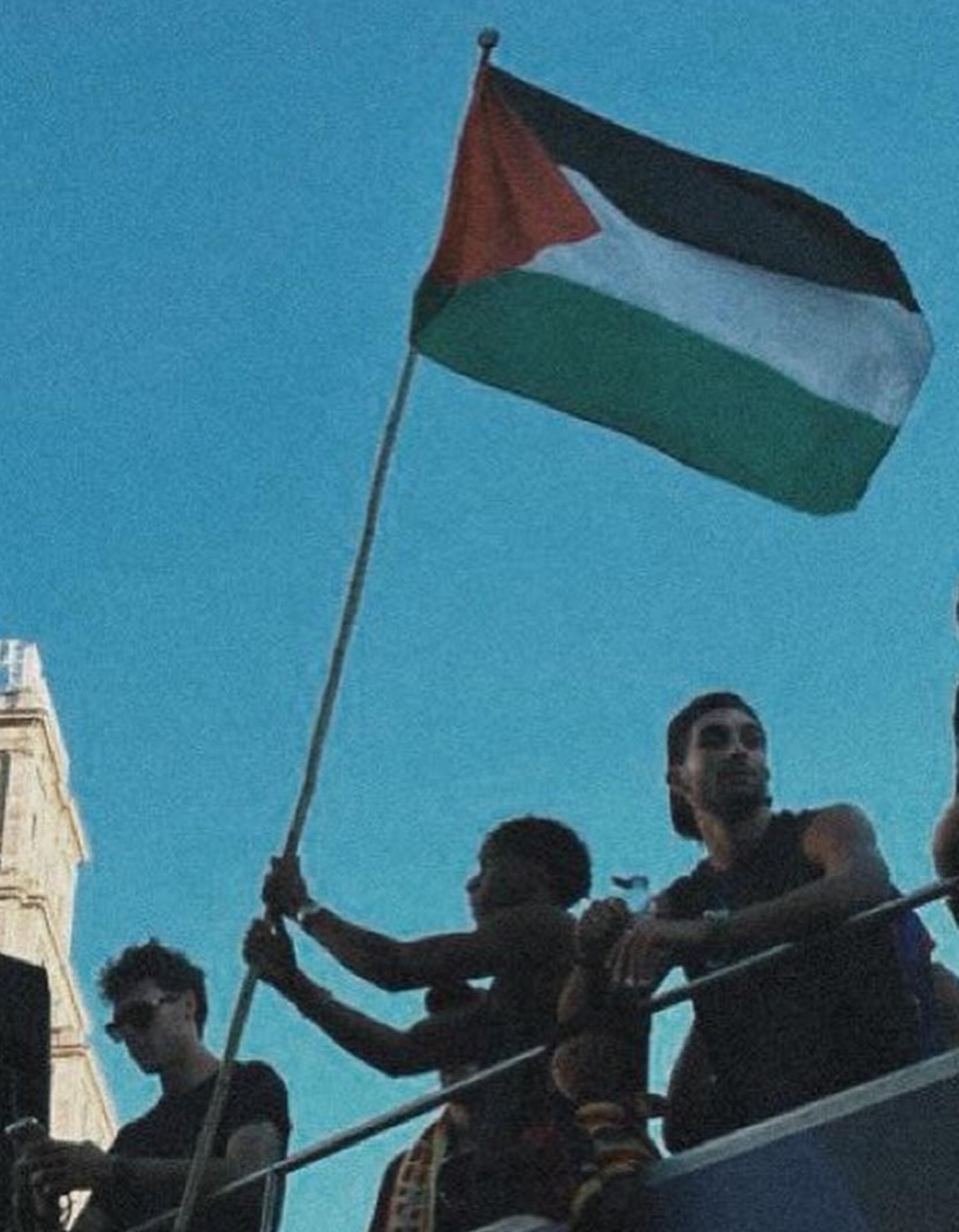 La fotografia que Lamine Yamal va pujar a Instagram amb la bandera de Palestina