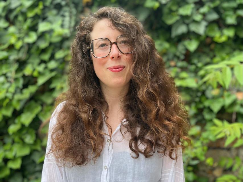 Amaia Frade, farmacèutica amb més de 20 anys de trajectòria en investigació i fórmules galèniques