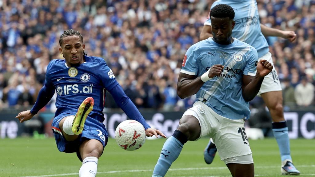 Joao Pedro a la final de la FA Cup contra el City