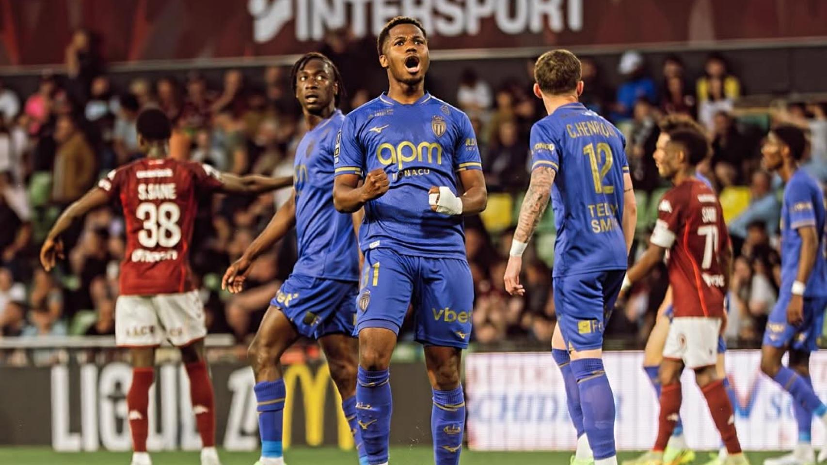 Ansu Fati celebra un gol con el Mónaco