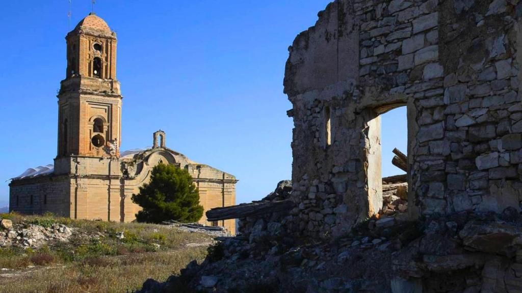 La iglesia del Poble Vell de Corbera d'Ebre