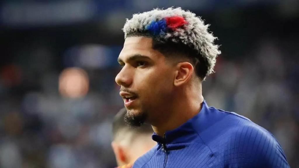 El peinado de Ronald Araujo en la temporada 2022-23