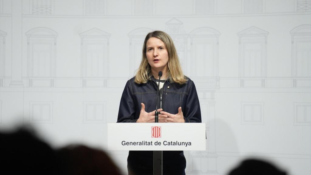 La consellera de Drets Socials, Mónica Martínez Bravo, intervé durant la signatura d'un acord amb la Taula del Tercer Sector Social de Catalunya, a 21 de maig de 2026, a Barcelona