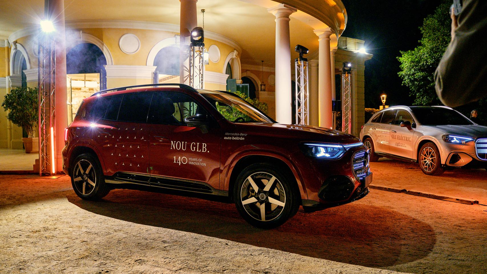 Auto Beltrán escenifica su integración en Movento Stern presentando los nuevos Mercedes-Benz GLC y GLB en el Palau Reial de Pedralbes de Barcelona