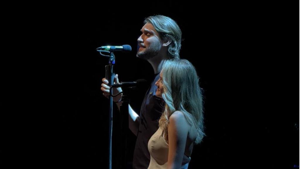 Dos solistes del cor Homin