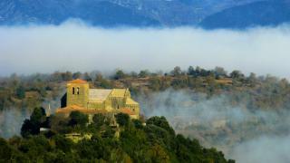 Vistas de Sant Pere de Casserres.jpg