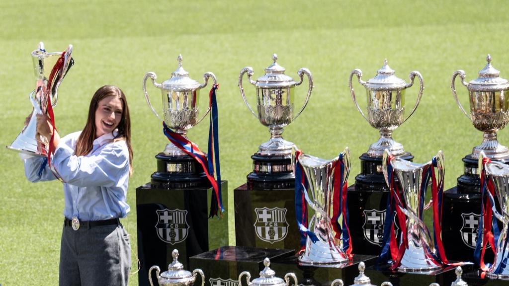 Alexia Putellas aixeca el títol de la Champions League en el seu comiat amb el Barça Femení