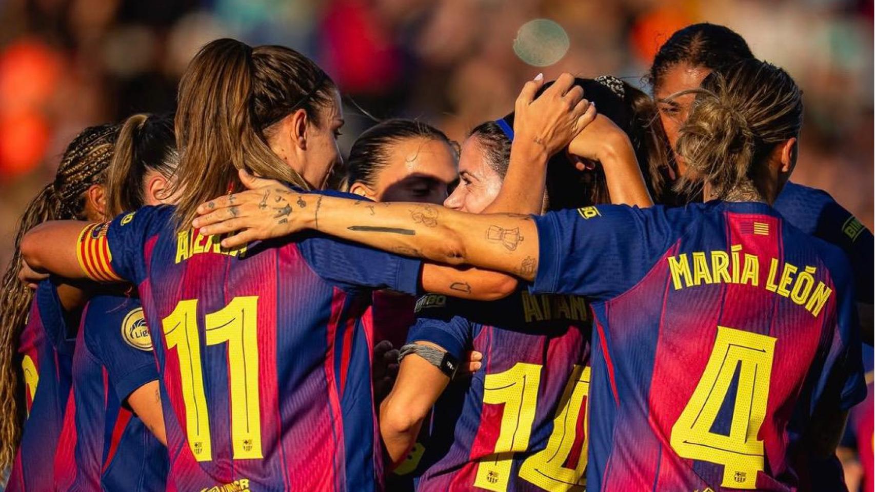 Las jugadoras del Barça Femenino celebran un gol ante la Real Sociedad