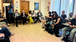 Comienza la octava mesa de Educació con Niubó y sindicatos, tras el cierre en la Conselleria
