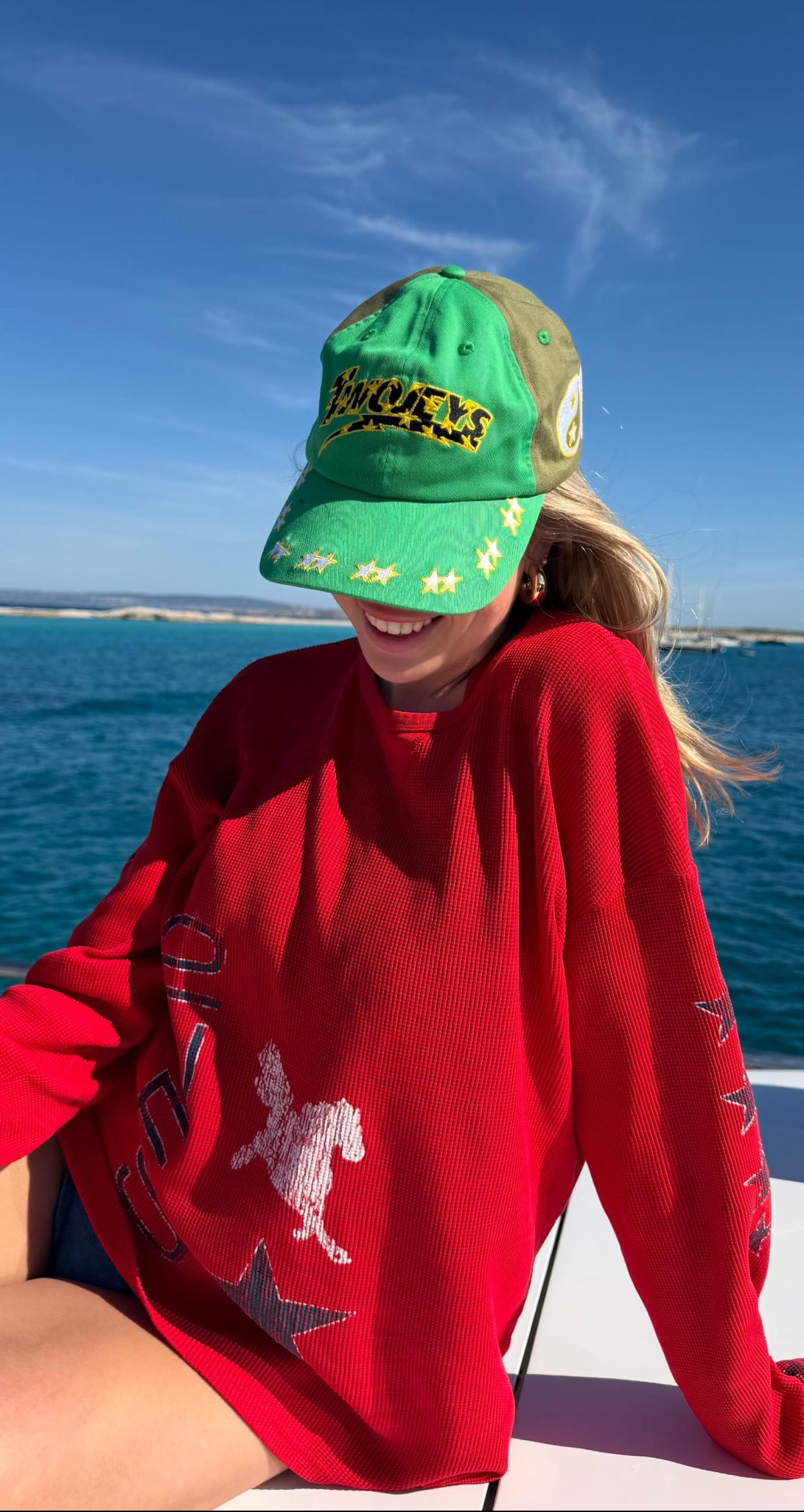 Martina Alguero, en un yate de vacaciones en Ibiza